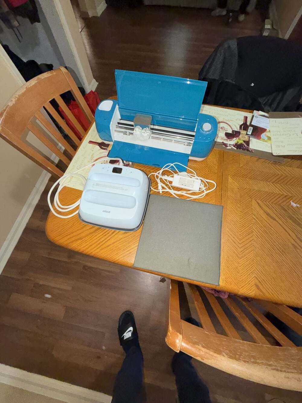 Cricut Explore Air 2 Cutting Machine & Cricut EasyPress 2 Heat Press Bundle.
